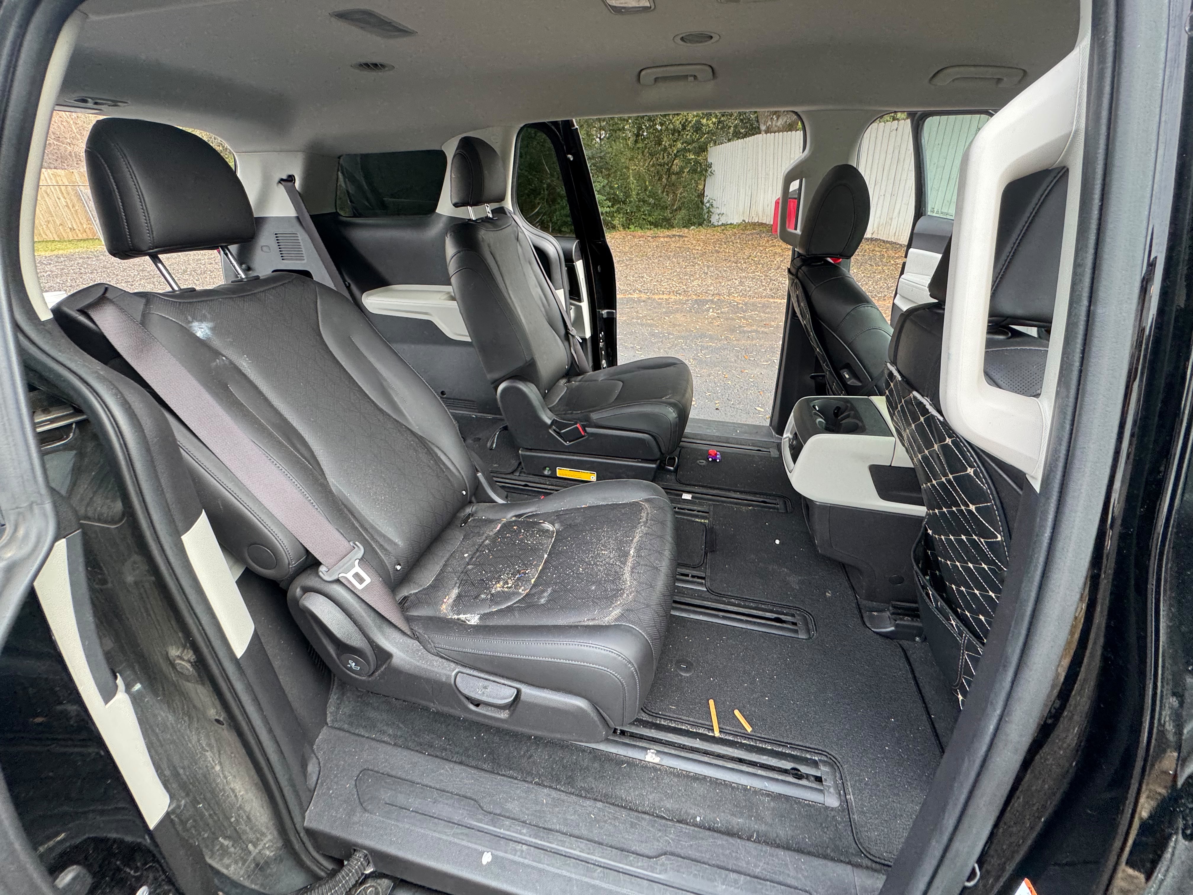 Vehicle before detailing